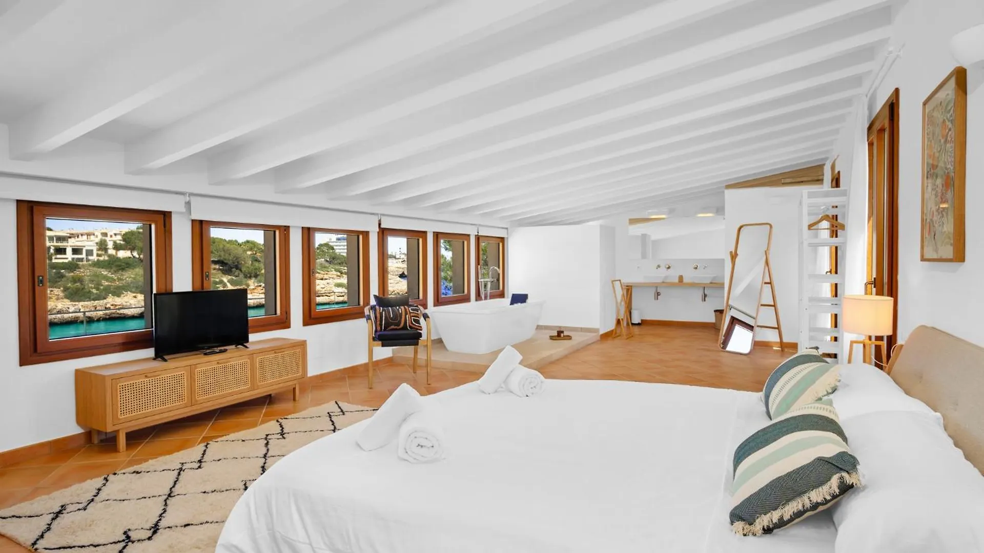 La Cita Del Mar Cala Marsal Luxury Sea Experience Villa Portocolom